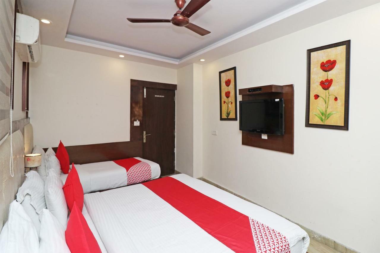 Oyo 30698 Hari Om Guest House Jādabpur Dış mekan fotoğraf