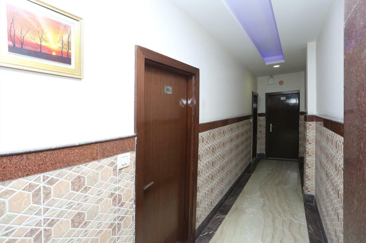 Oyo 30698 Hari Om Guest House Jādabpur Dış mekan fotoğraf