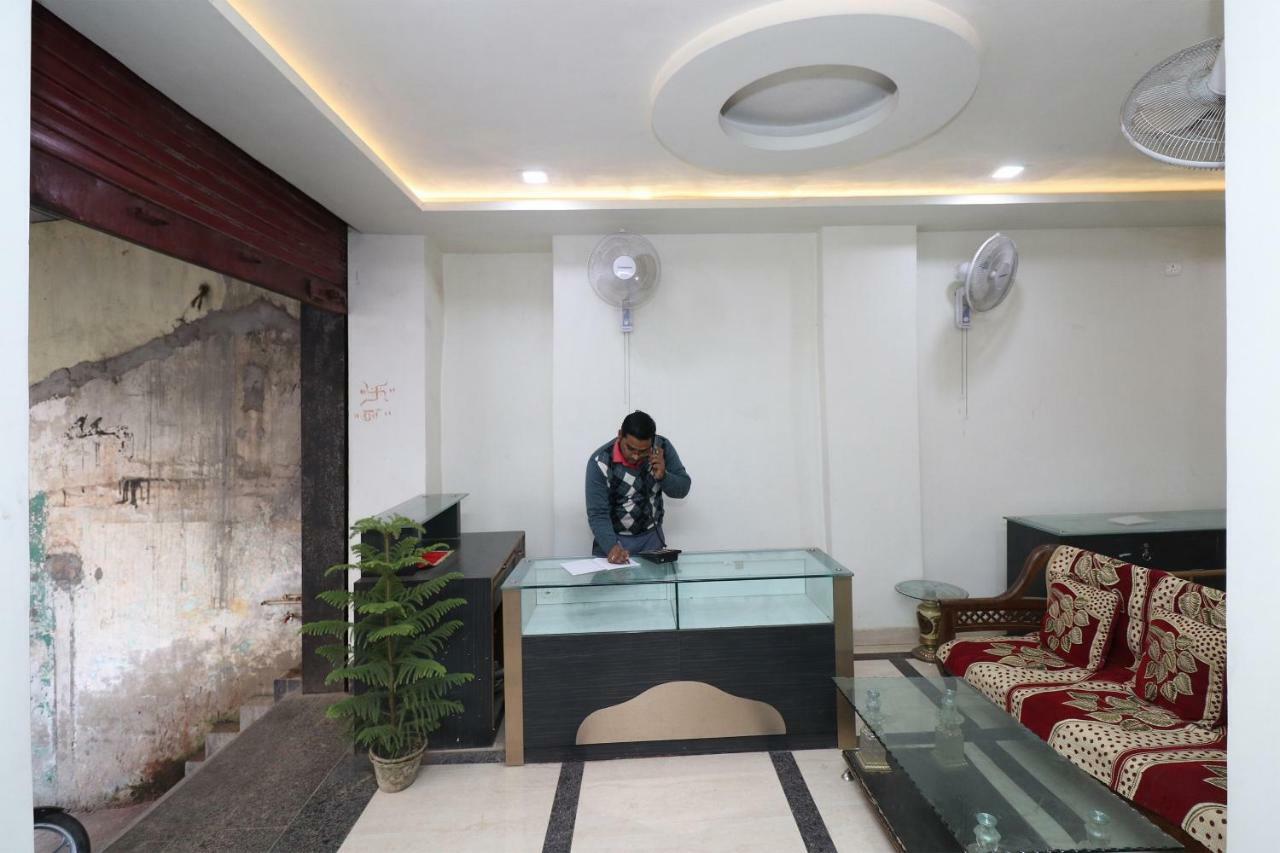 Oyo 30698 Hari Om Guest House Jādabpur Dış mekan fotoğraf